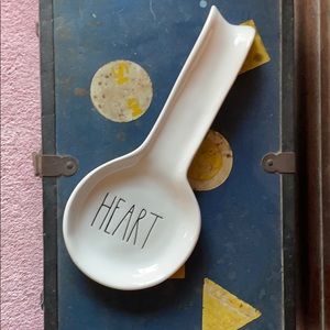 Rae Dunn spoon 🥄 rest HEART❤️ HTF!